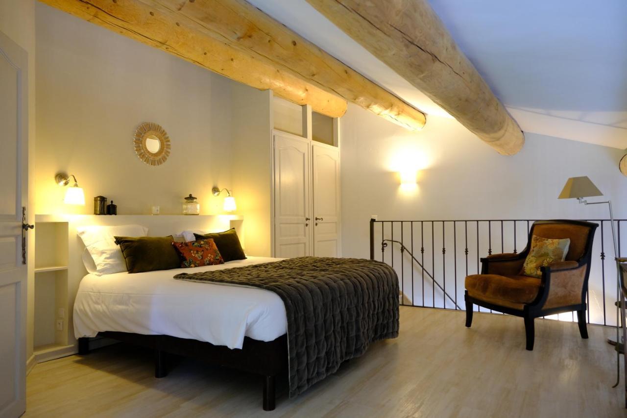 Domaine Le Bois Des Dames Bed & Breakfast Chantemerle-les-Grignan ภายนอก รูปภาพ