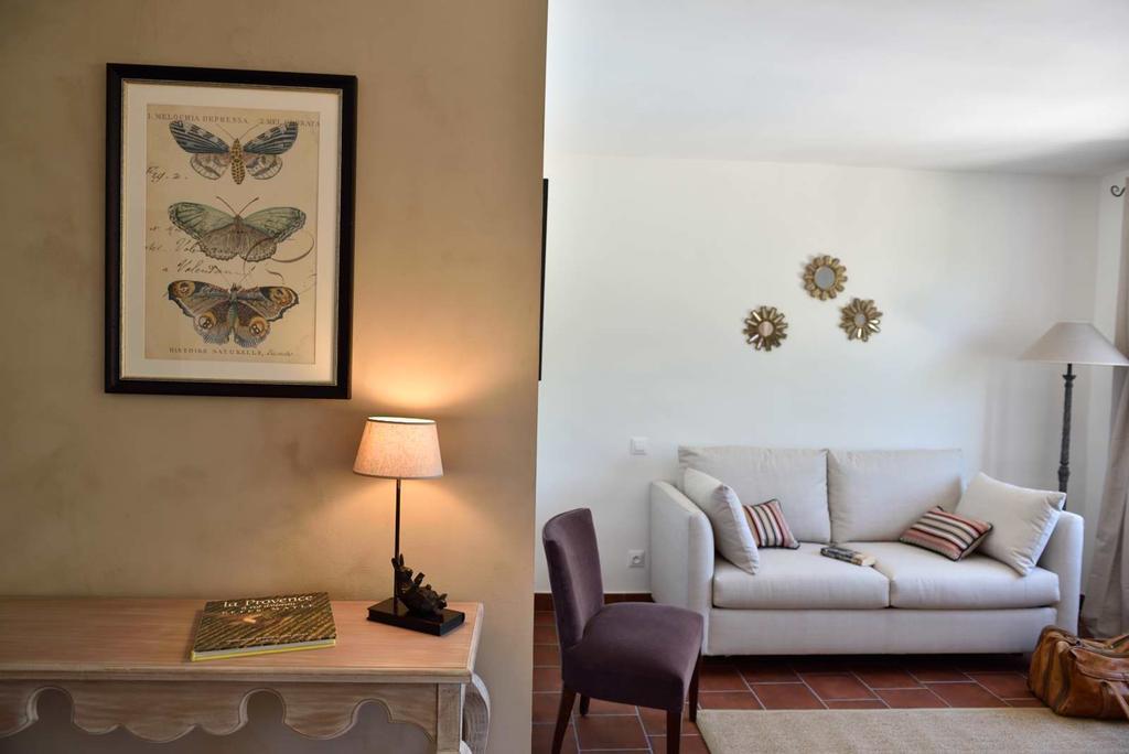 Domaine Le Bois Des Dames Bed & Breakfast Chantemerle-les-Grignan ภายนอก รูปภาพ