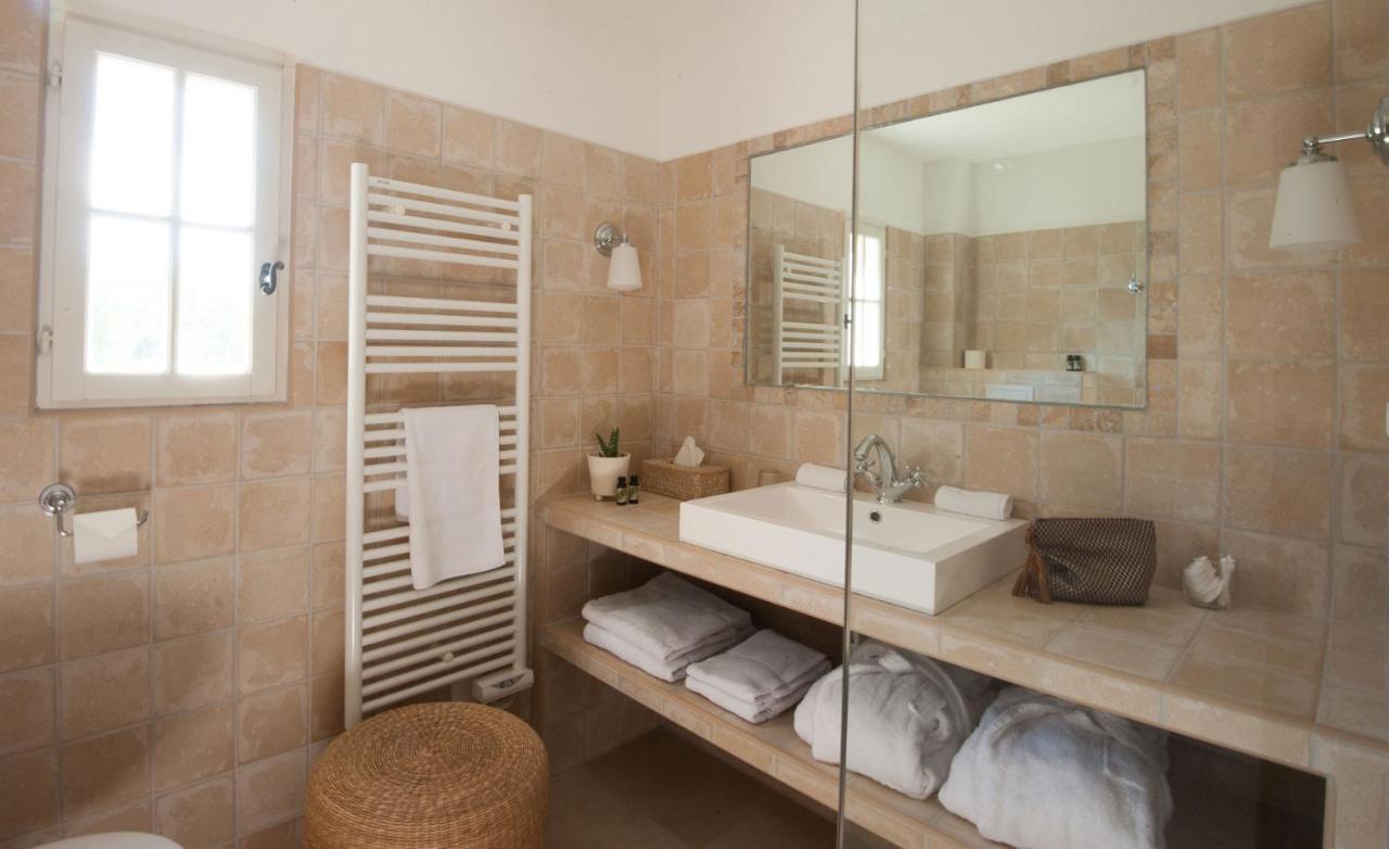 Domaine Le Bois Des Dames Bed & Breakfast Chantemerle-les-Grignan ภายนอก รูปภาพ